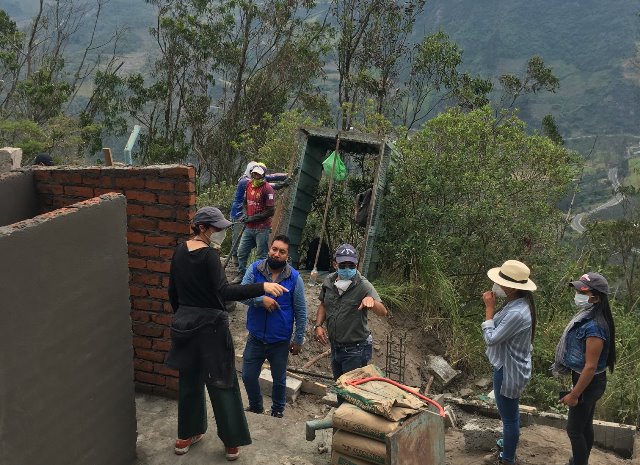 cantiere acquedotto ecuador